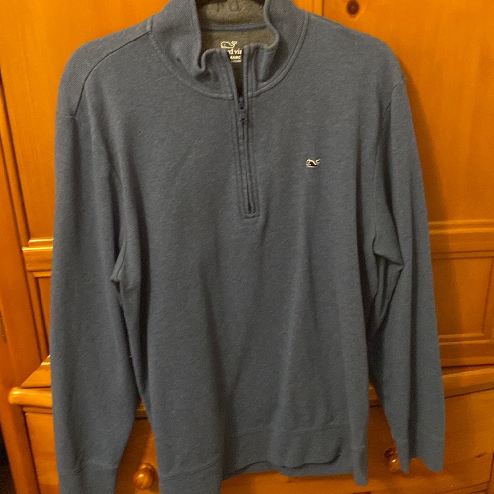 Vineyard Vines blue quarterzip size large
